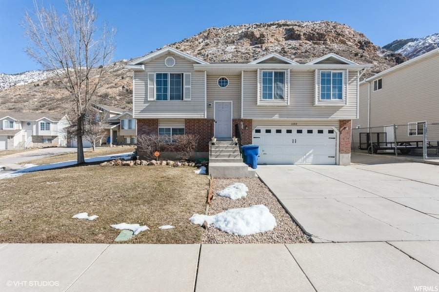 1222 N Willard Peak Dr E, Ogden, UT 84404