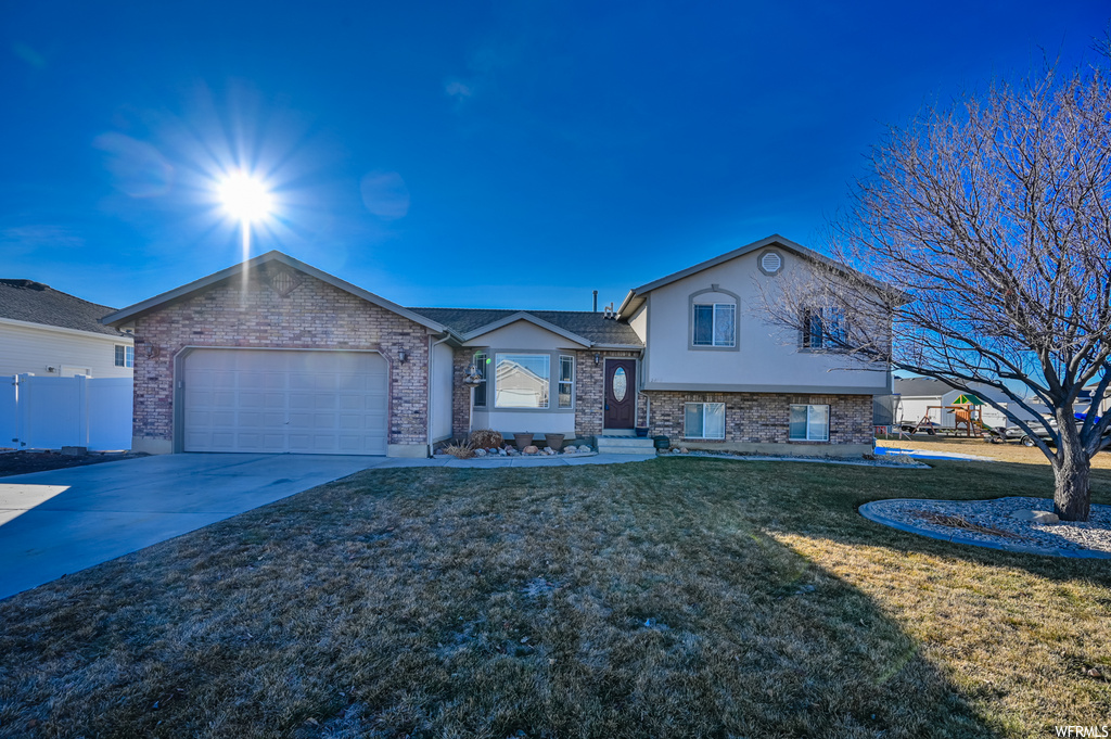 2479 N 2275 W, Clinton, UT 84015