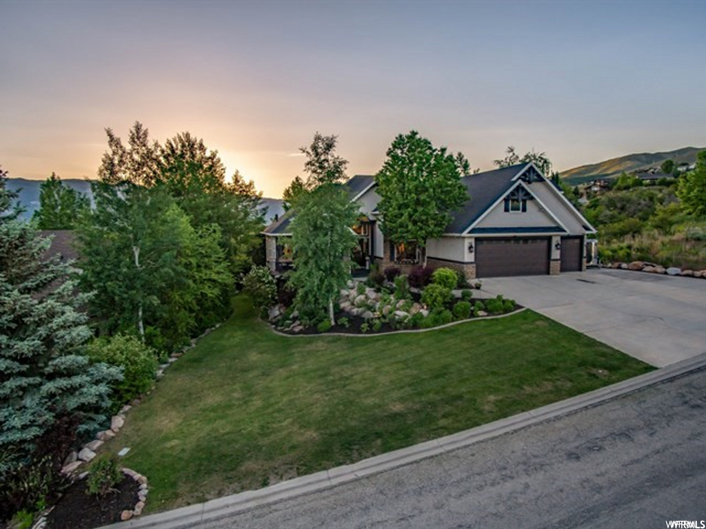 3557 N Elkview Dr, Eden, UT 84310