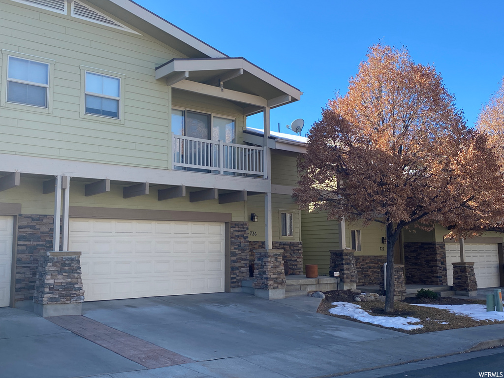 726 E Timbercraft Ln, Midvale, UT 84047