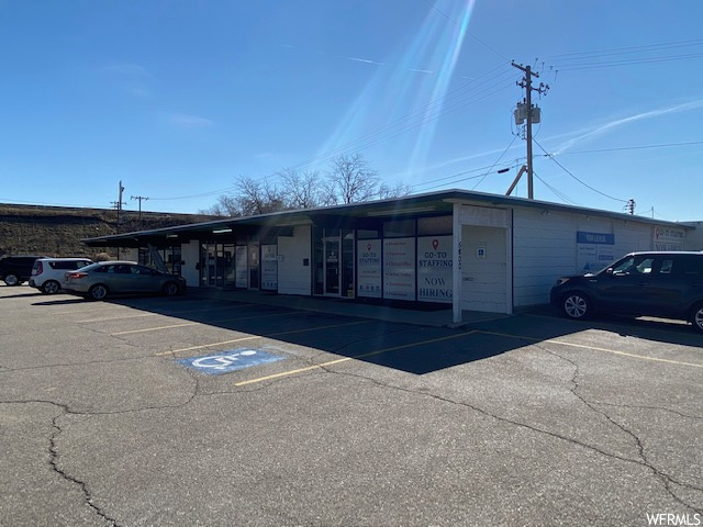 5800 S 1900 W, Roy, UT 84067