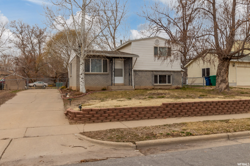 169 Cook Dr, Layton, UT 84041