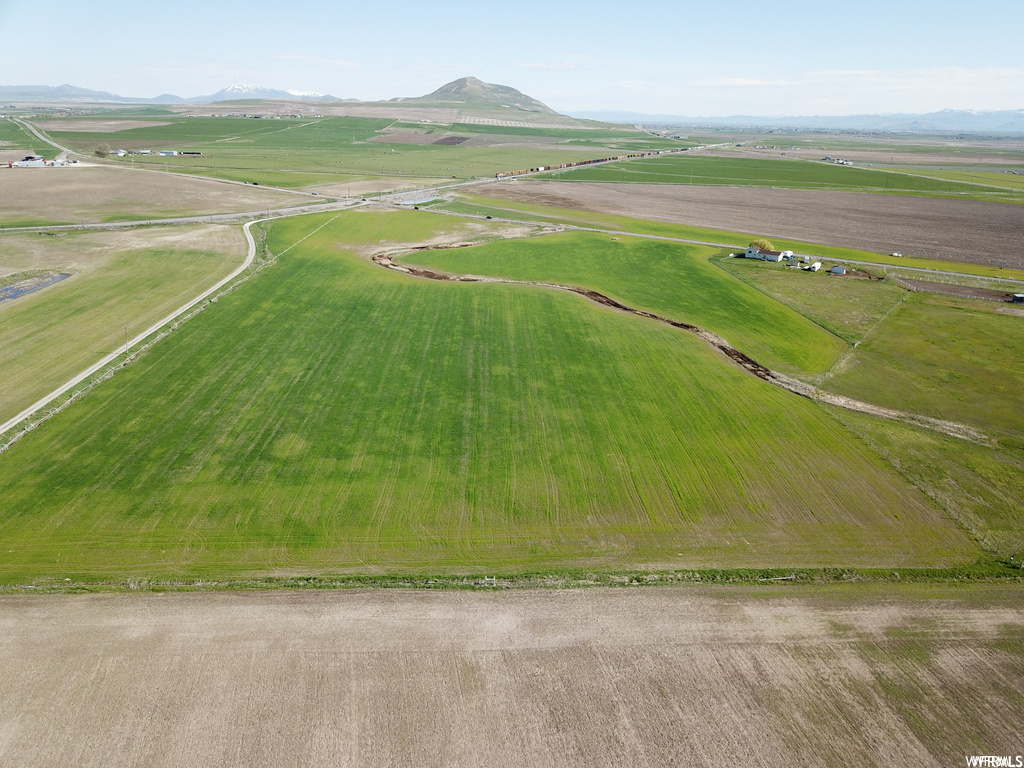 6062 N Sam Fellow Rd, Newton, UT 84327