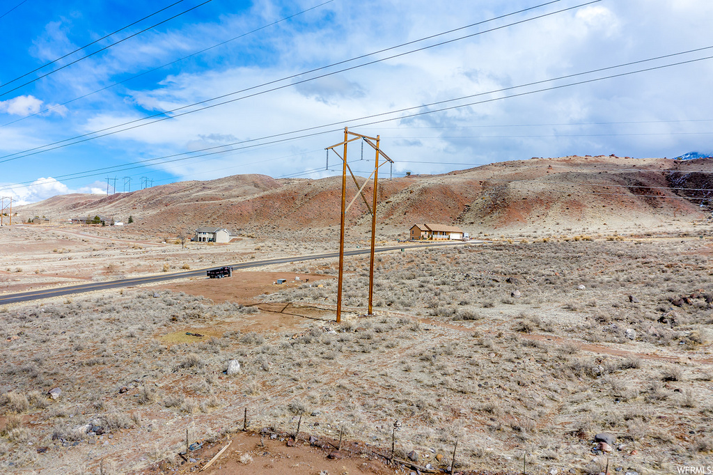 1158 E 2350 N, Monroe, UT 84754