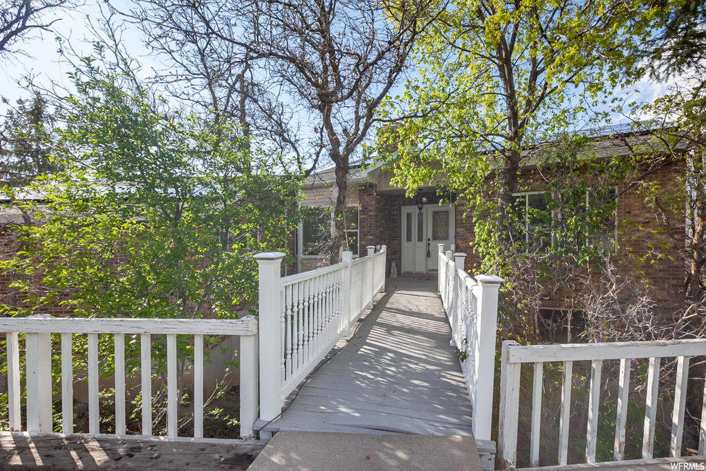 1463 Bluebell Dr, Bountiful, UT 84010