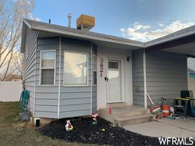 3821 W 4550 S, Roy, UT 84067