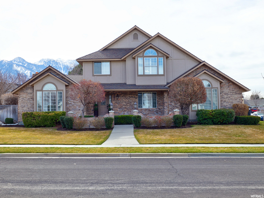 2250 E Debeers Dr, Sandy, UT 84093