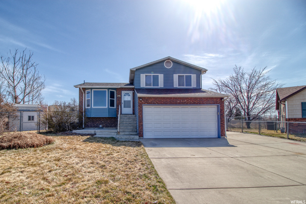 4886 S 3925 W, Roy, UT 84067