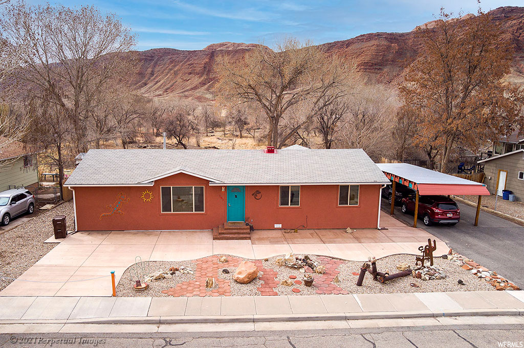 565 W Bartlett St, Moab, UT 84532