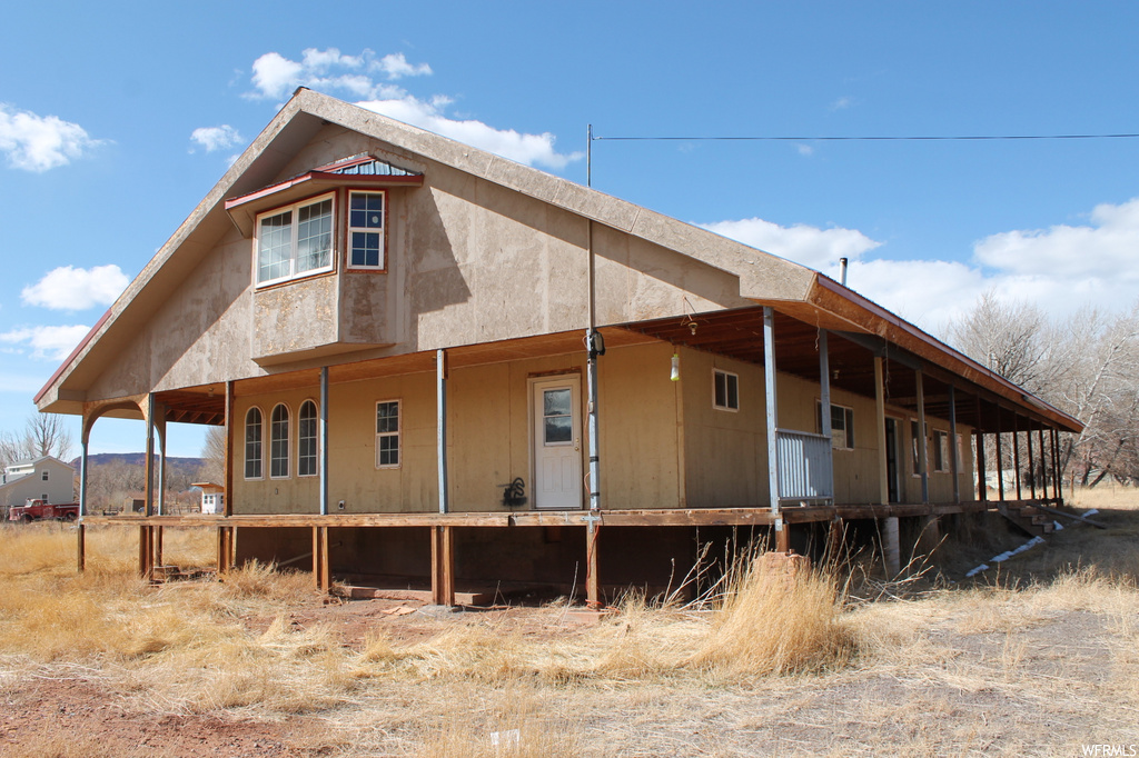 74 S 100 W, Torrey, UT 84775