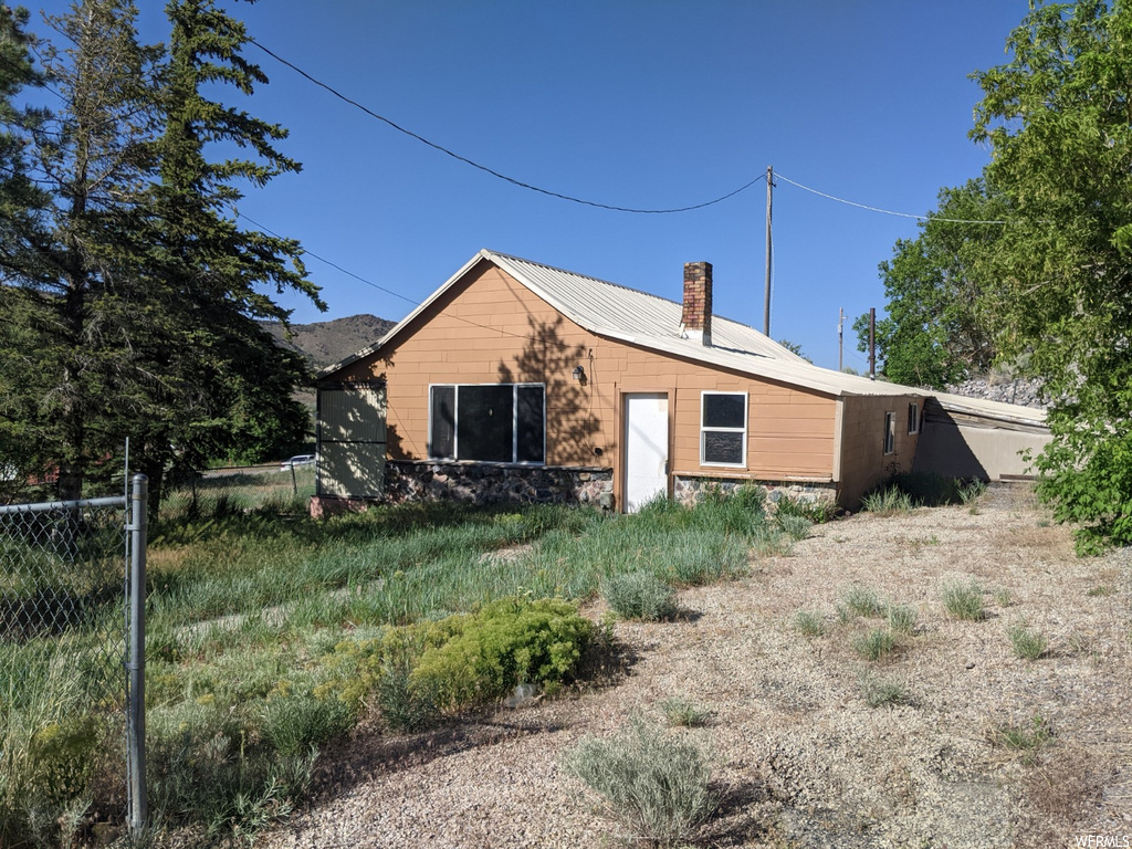 175 S Eagle St, Eureka, UT 84628