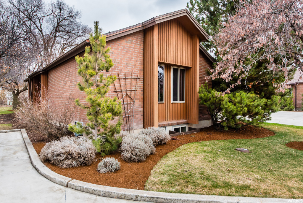 40 Heritage Cv, Logan, UT 84321
