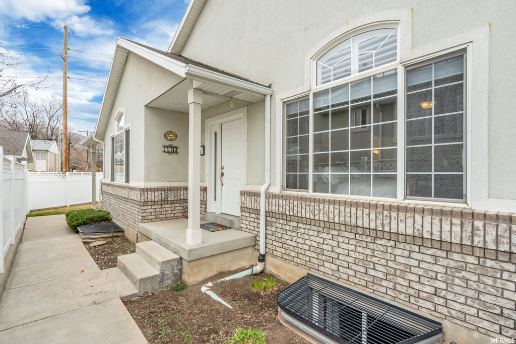 736 N Park Shadows Cir, Bountiful, UT 84010