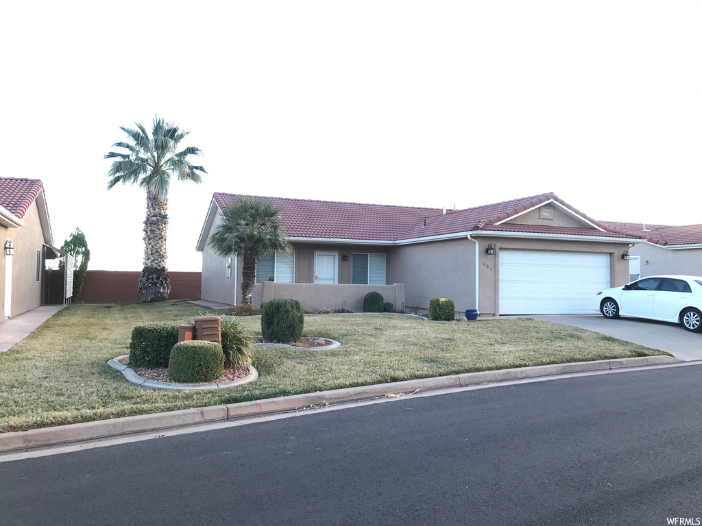 466 E Oasis Dr, Ivins, UT 84738