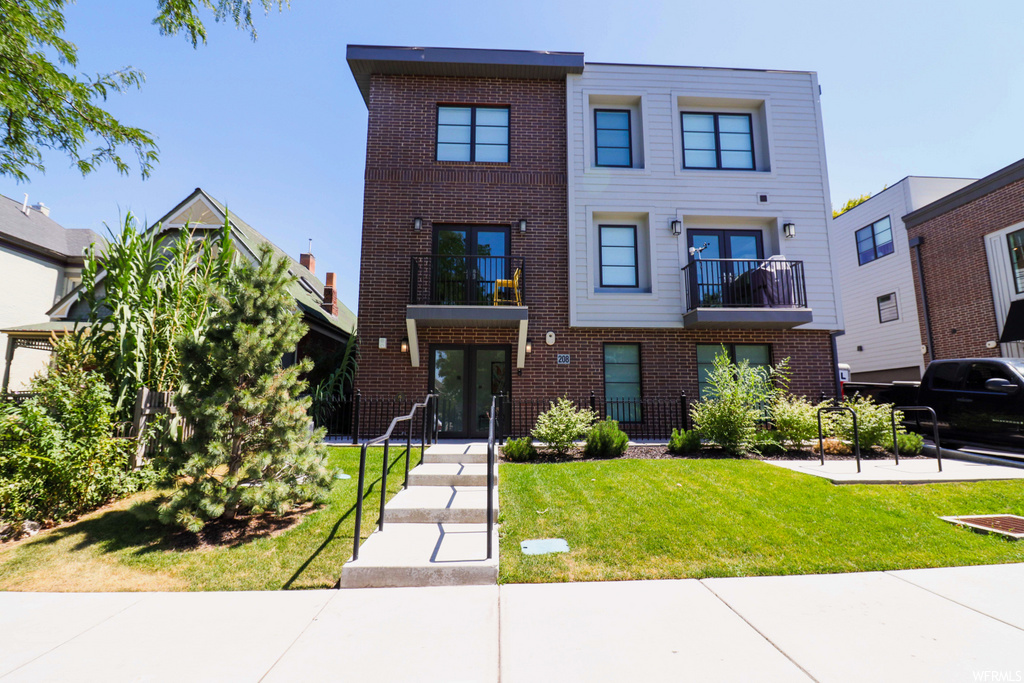 208 N 200 W #2, Salt Lake City, UT 84103