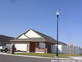 874 W 1680 N, Clinton, UT 84015