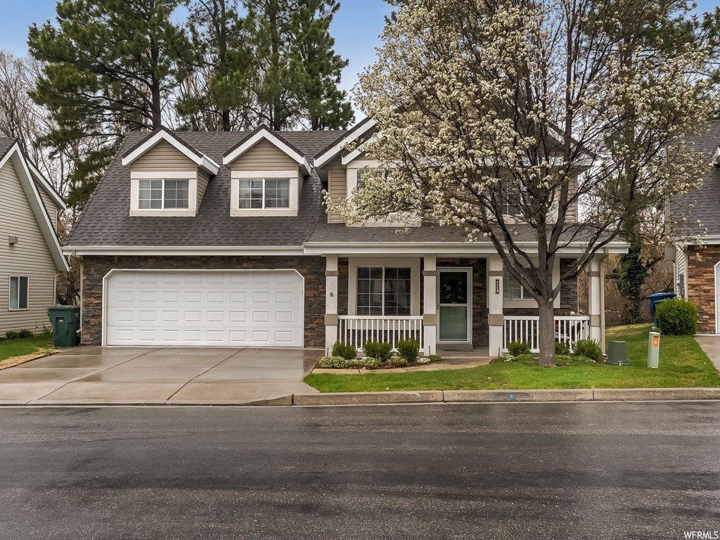 1112 S Creekside Dr E, Ogden, UT 84404