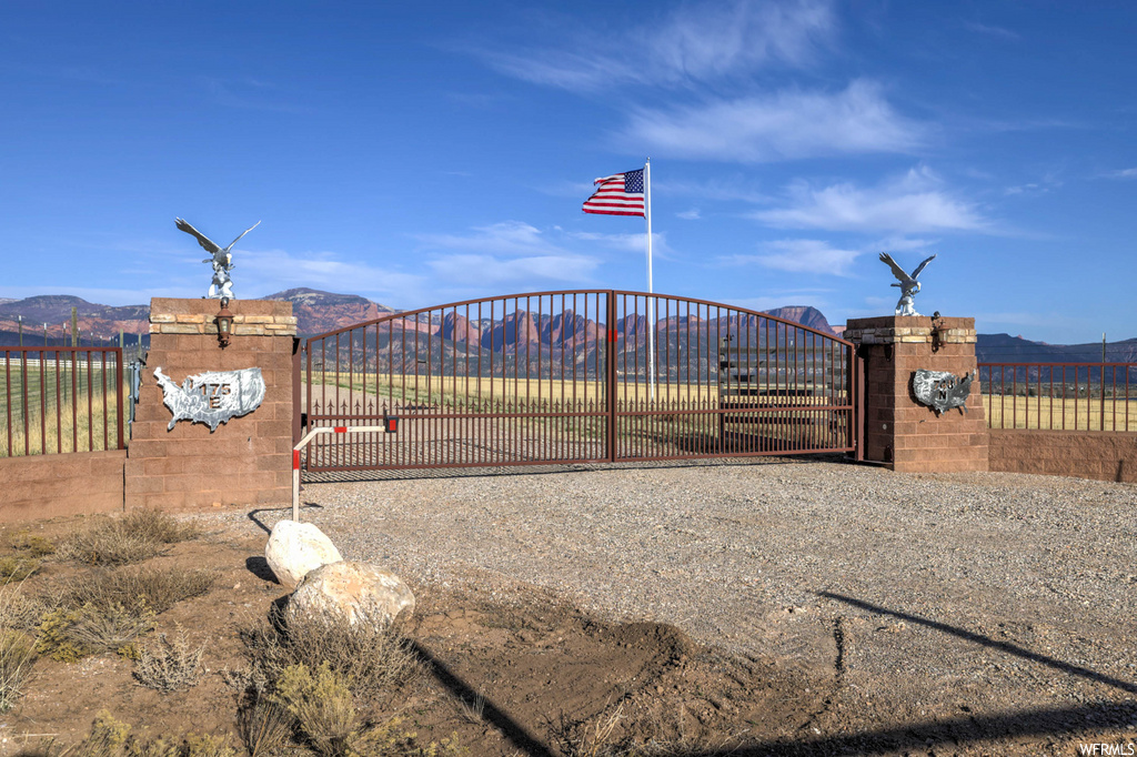 748 N 175 E, New Harmony, UT 84757