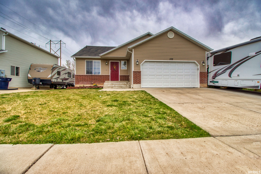102 E 2600 S, Clearfield, UT 84015