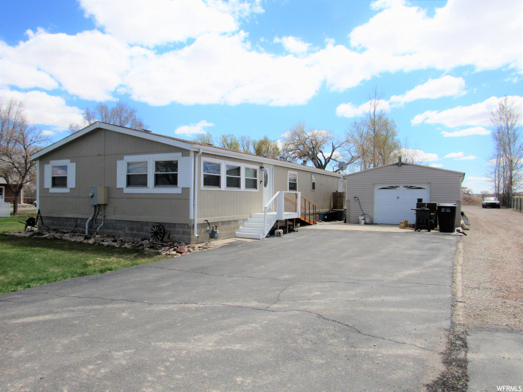 1250 E 2500 S, Naples, UT 84078