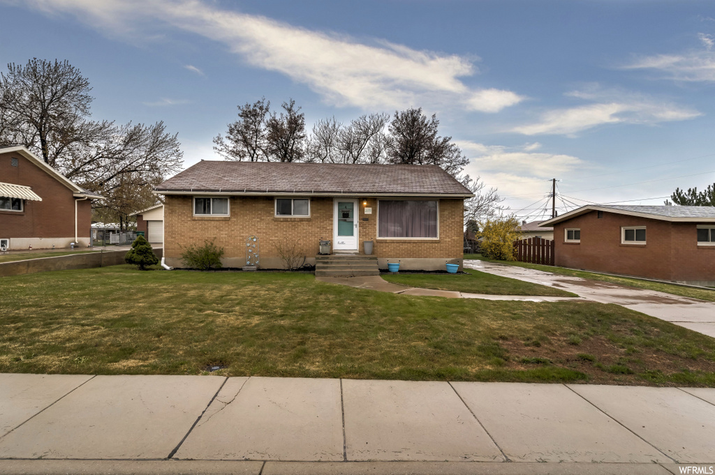 2179 W 5650 S, Roy, UT 84067