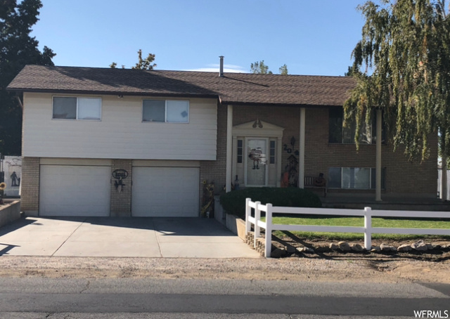 2043 W 1300 N, Clinton, UT 84015
