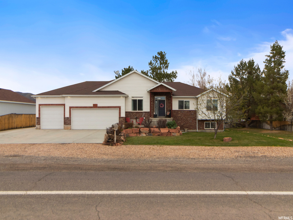 209 Main St, Henefer, UT 84033