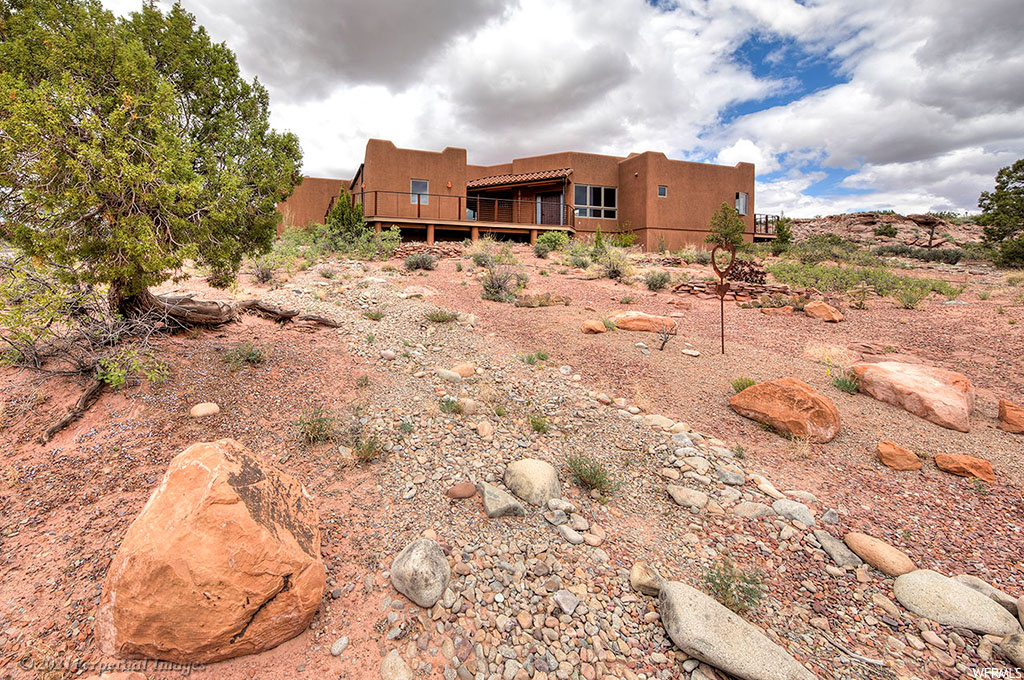 3195 E Juniper Dr S, Moab, UT 84532