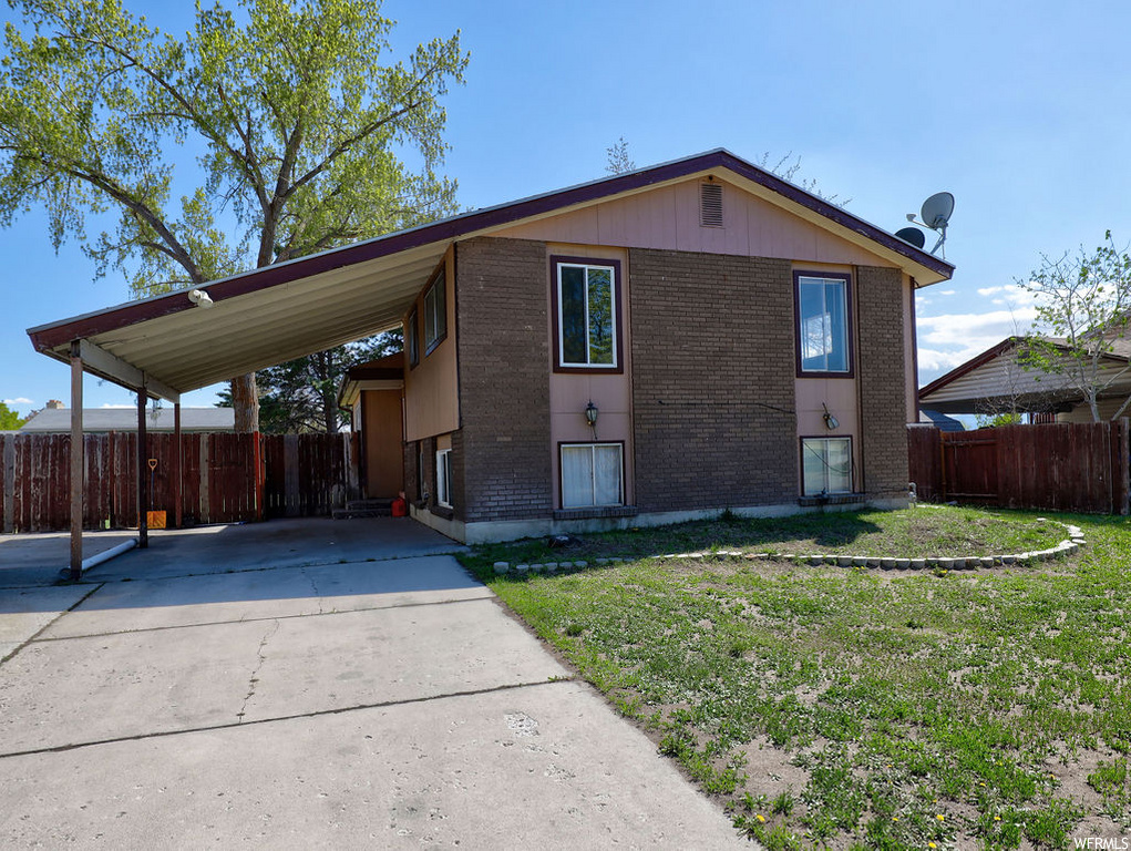 402 E 10185 S, Sandy, UT 84070