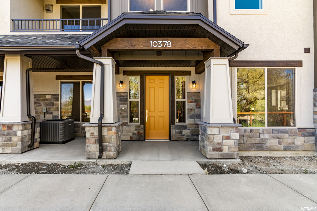 10378 S Sage Canal Way #127, Sandy