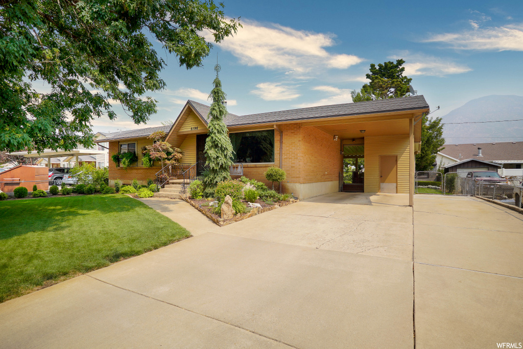 2196 N 450 E, North Ogden, UT 84414