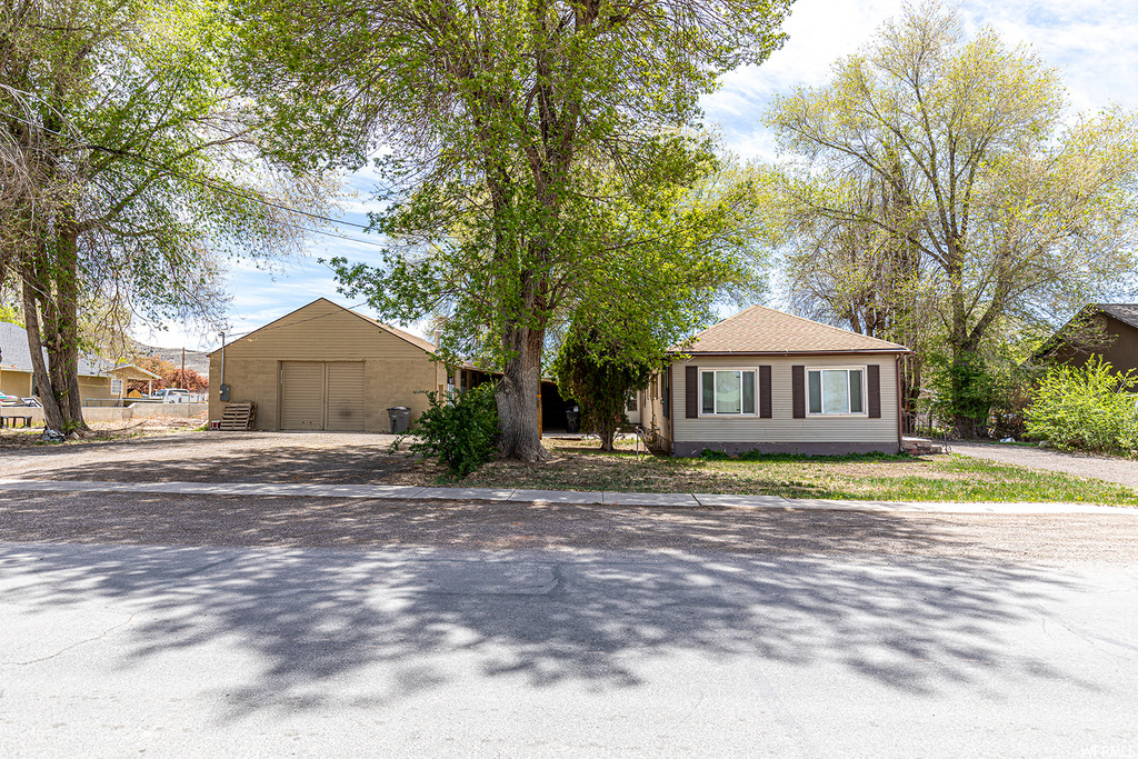 350 E 200 S, Salina, UT 84654