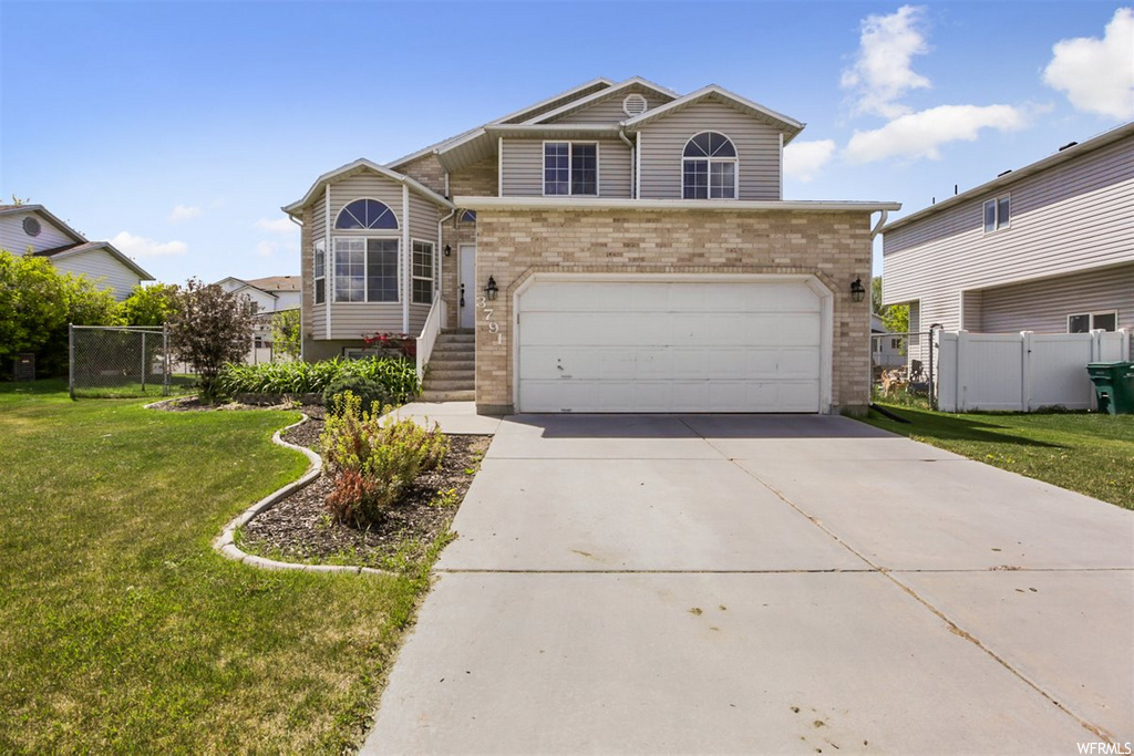 3791 W 5575 S, Roy, UT 84067