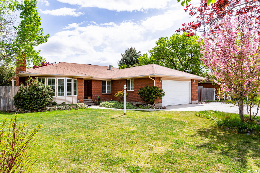 1782 E Wildflower Rd, Sandy, UT 84092