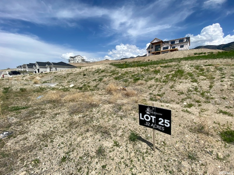 94 S 900 E #25, Hyde Park, UT 84318
