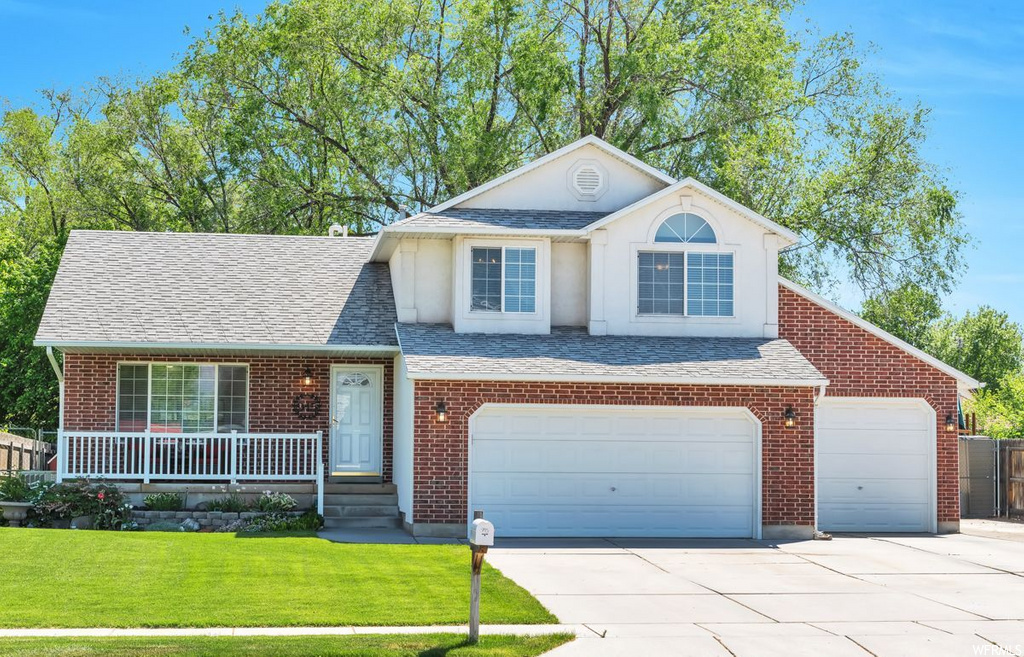 945 W 4100 S, Riverdale, UT 84405