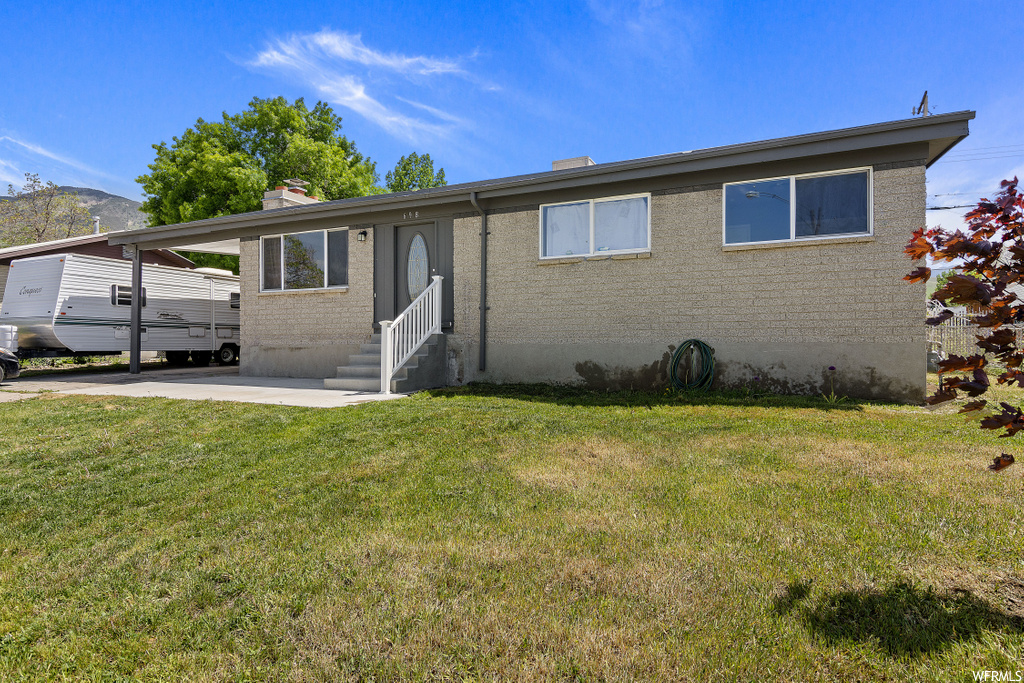 698 E Oquirrh Ave, Tooele, UT 84074