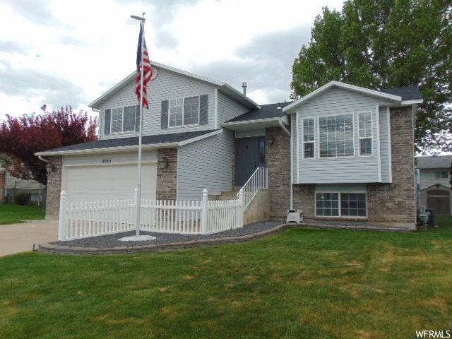 2061 W 1630 N, Clinton, UT 84015
