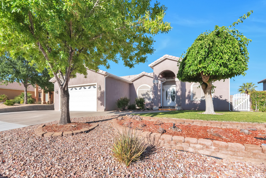 392 N 2110 E Cir E, St. George, UT 84790