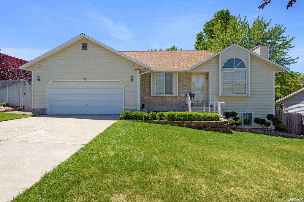988 E Dupler Rd, Sandy, UT 84094
