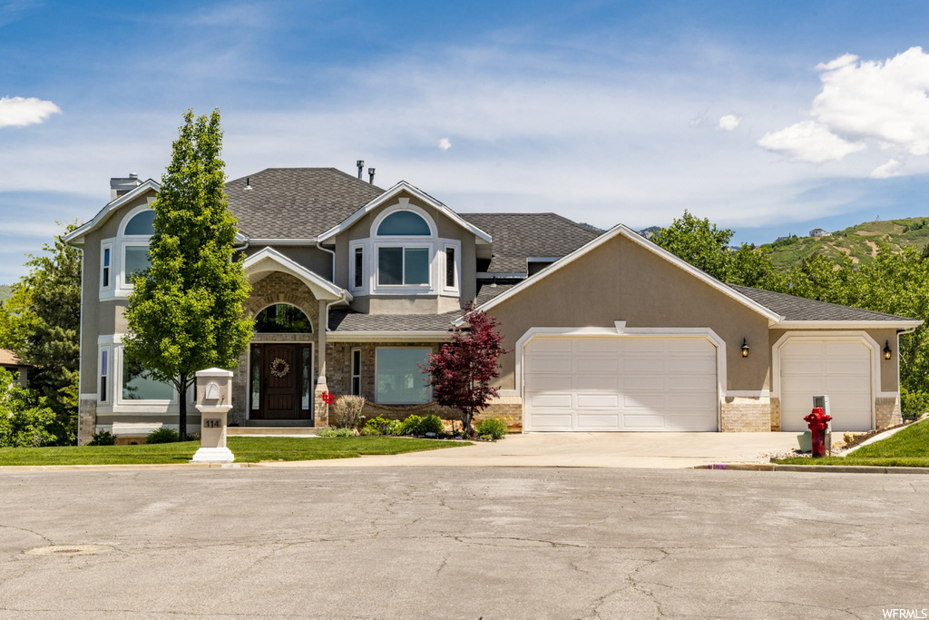 114 Coronation Cir, Bountiful, UT 84010
