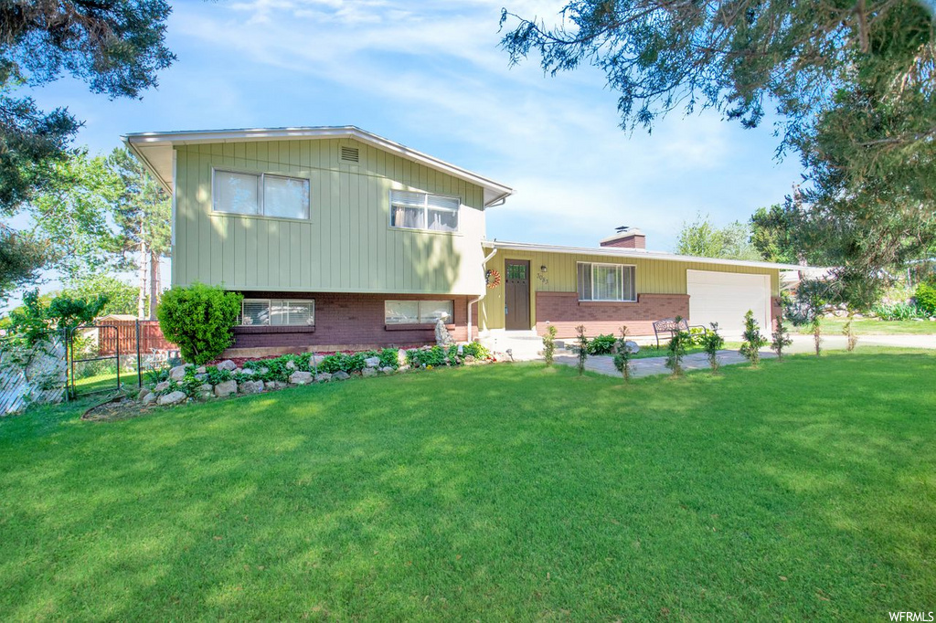 3083 N 1050 E, North Ogden, UT 84414