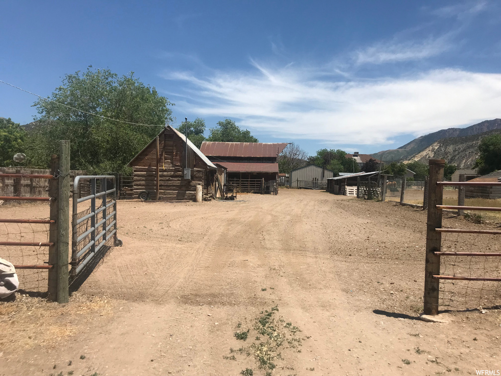 638 N 300 E, Nephi, UT 84648