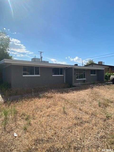5756 S 2000 W, Roy, UT 84067