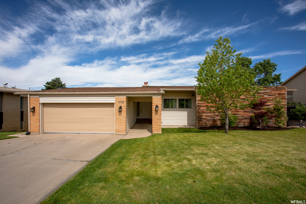 1978 S Bonneview Dr E, Bountiful, UT 84010