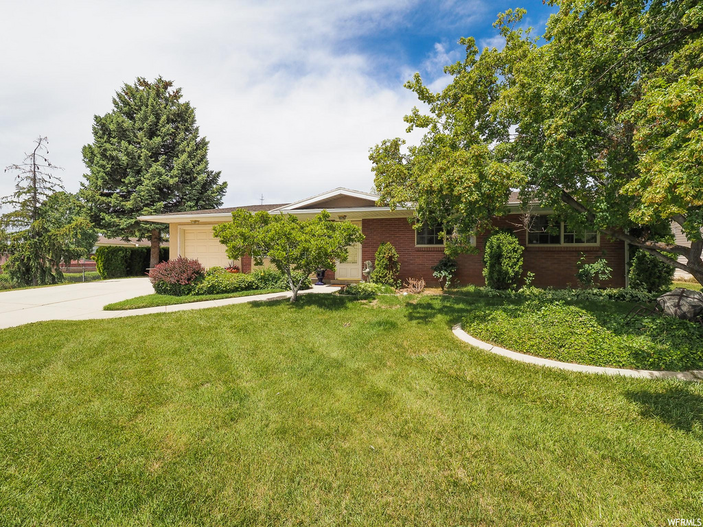 5023 S 2125 W, Roy, UT 84067