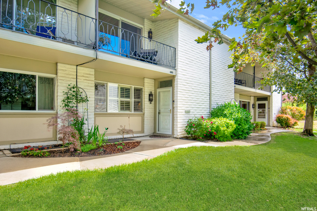 4885 S 1690 E, Holladay, UT 84117