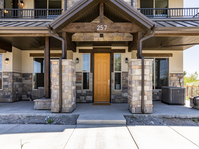 10582 S Sandy Sage Way E #19, Sandy