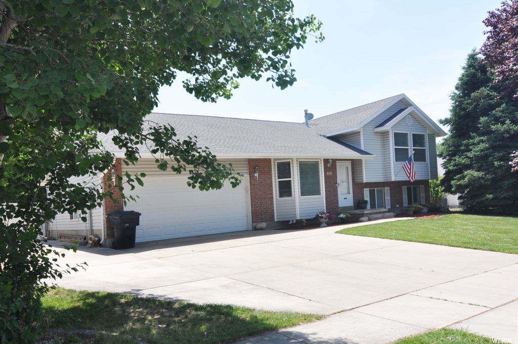929 W 2075 N, Clearfield, UT 84015