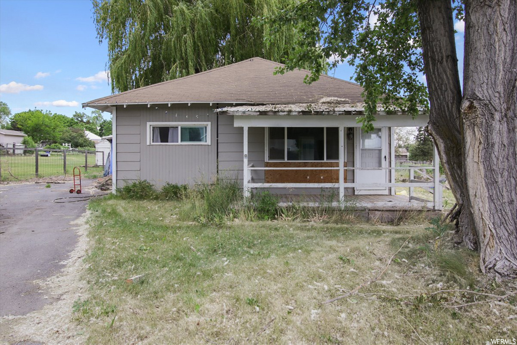 61 W Main St, Wellsville, UT 84339
